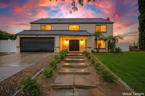 Photo of 2256 Kentwood Dr, Riverside, CA 92507 (MLS # IV26038371)