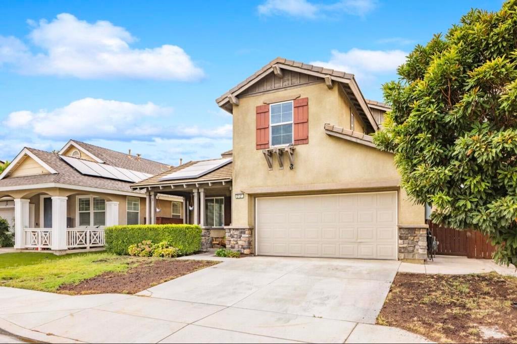 2121 Cottage Court