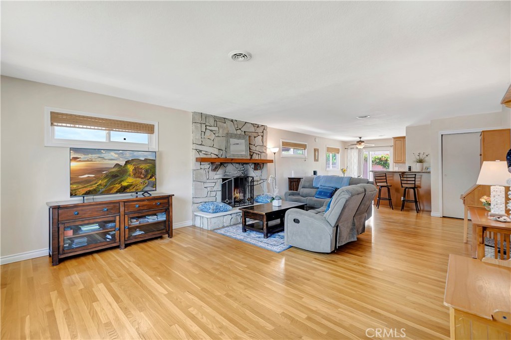 15041 Columbia Lane