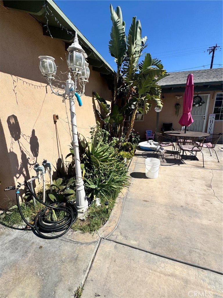 2313 Portola