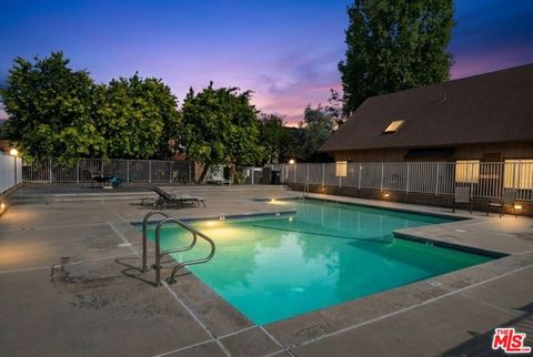 Photo of 20111 Leadwell Street #3, Winnetka, CA 91306 (MLS # 26751719)