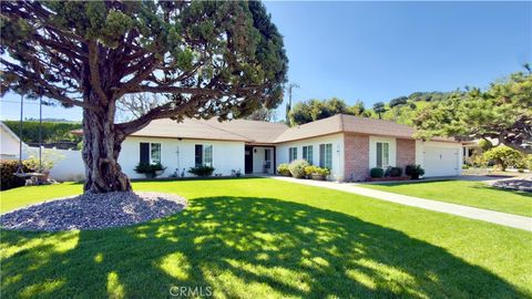 Photo of 14410 Autumn Moon Dr, Hacienda Heights, CA 91745 (MLS # SR26078441)