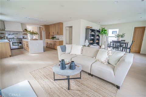 Tiny photo for 109 S Dunning St, Ventura, CA 93003 (MLS # SR25258712)