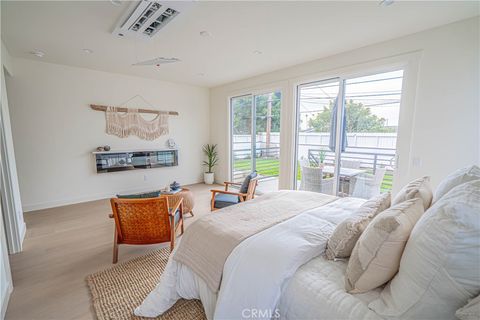 Tiny photo for 109 S Dunning St, Ventura, CA 93003 (MLS # SR25258712)