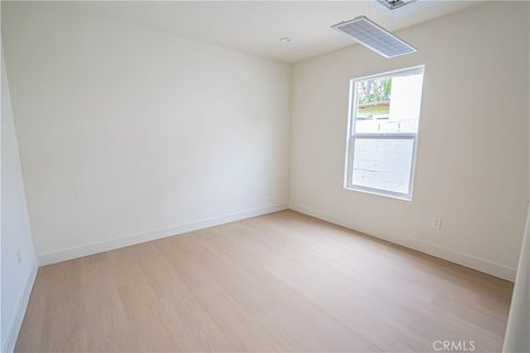 Tiny photo for 109 S Dunning St, Ventura, CA 93003 (MLS # SR25258712)