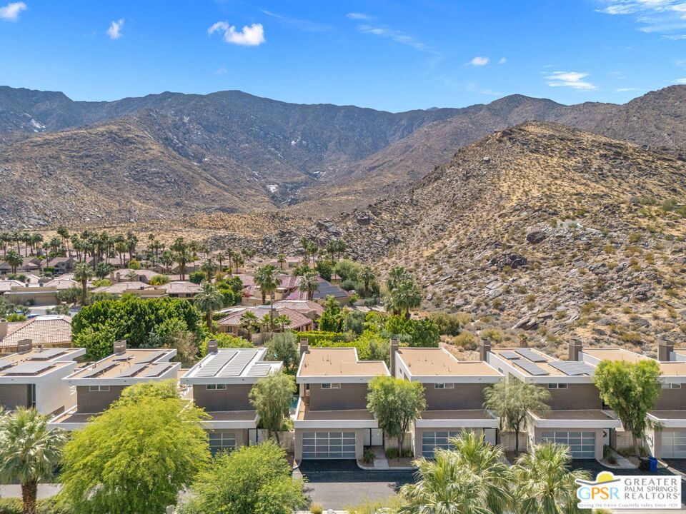 2827 S Palm Canyon Drive