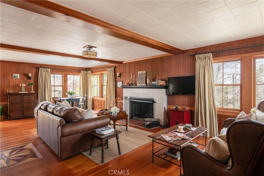 Arrowhead Woods (AWHW) - Residential