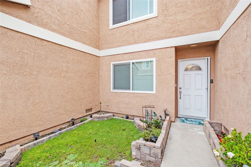 25165 Charlinda Drive 2