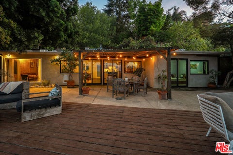 Photo of 7272 Caverna Drive, Los Angeles, CA 90068 (MLS # 26872401)