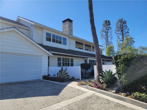 Photo of 1024 Granvia Altamira, Palos Verdes Estates, CA 90274 (MLS # SB26072490)