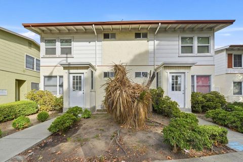 Photo of 840 El Camino Real, Millbrae, CA 94030 (MLS # ML82037626)