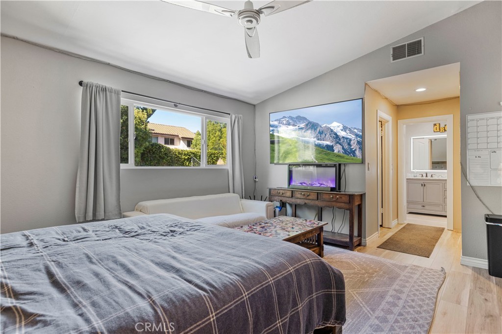 Reyes Adobe (886) - Residential
