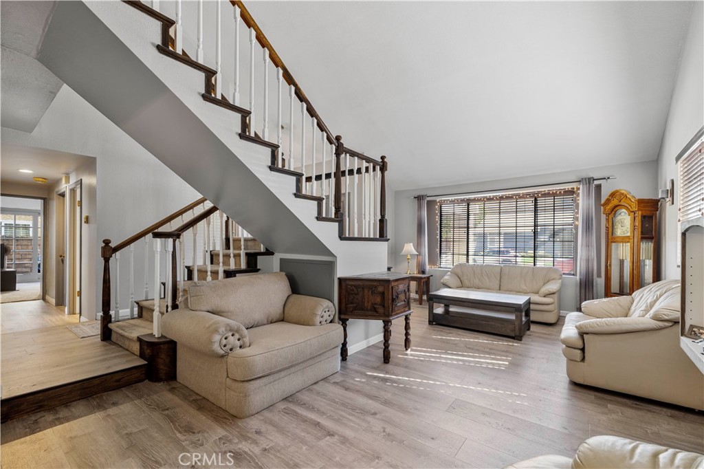 Reyes Adobe (886) - Residential