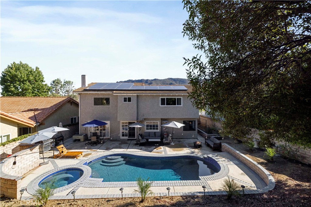 Reyes Adobe (886) - Residential