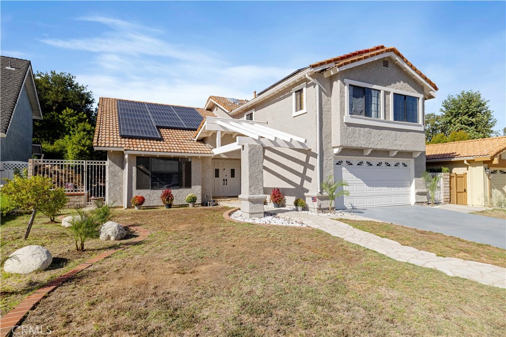 Reyes Adobe (886) - Residential
