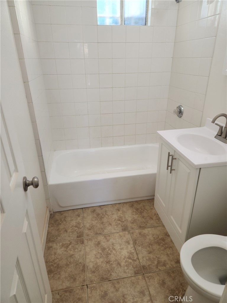 11100 S, New Hampshire