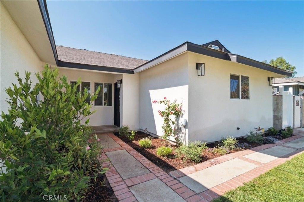 Photo of 15918 Harvest Street, Granada Hills, CA 91344 (MLS # GD25194576)