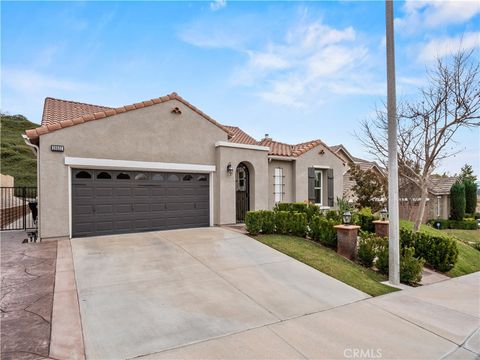 Photo of 28532 Agajanian Dr, Saugus, CA 91390 (MLS # SR26031366)