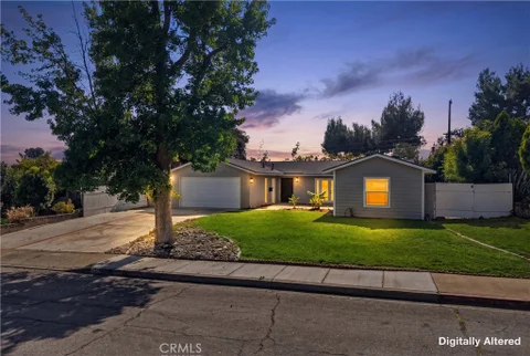 547 Converse Ave, Claremont, CA 91711 - MLS#: TR26113845