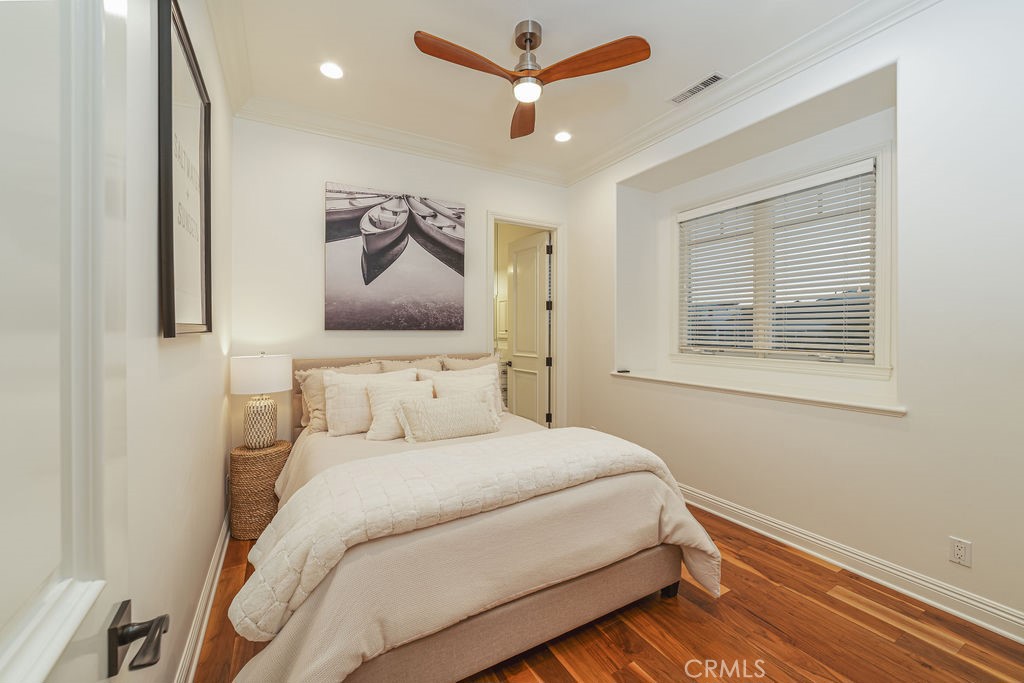 Corona del Mar South of PCH (CDMS) - Residential Lease