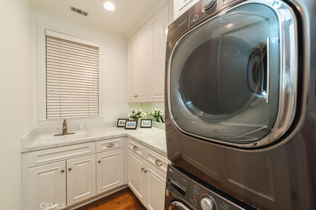 Corona del Mar South of PCH (CDMS) - Residential Lease