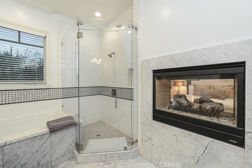 Corona del Mar South of PCH (CDMS) - Residential Lease