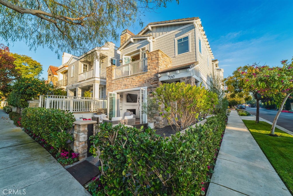 Corona del Mar South of PCH (CDMS) - Residential Lease
