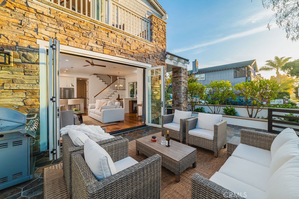 Corona del Mar South of PCH (CDMS) - Residential Lease