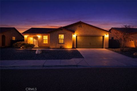 Photo of 14368 Black Mountain Pl, Victorville, CA 92394 (MLS # IV26039033)