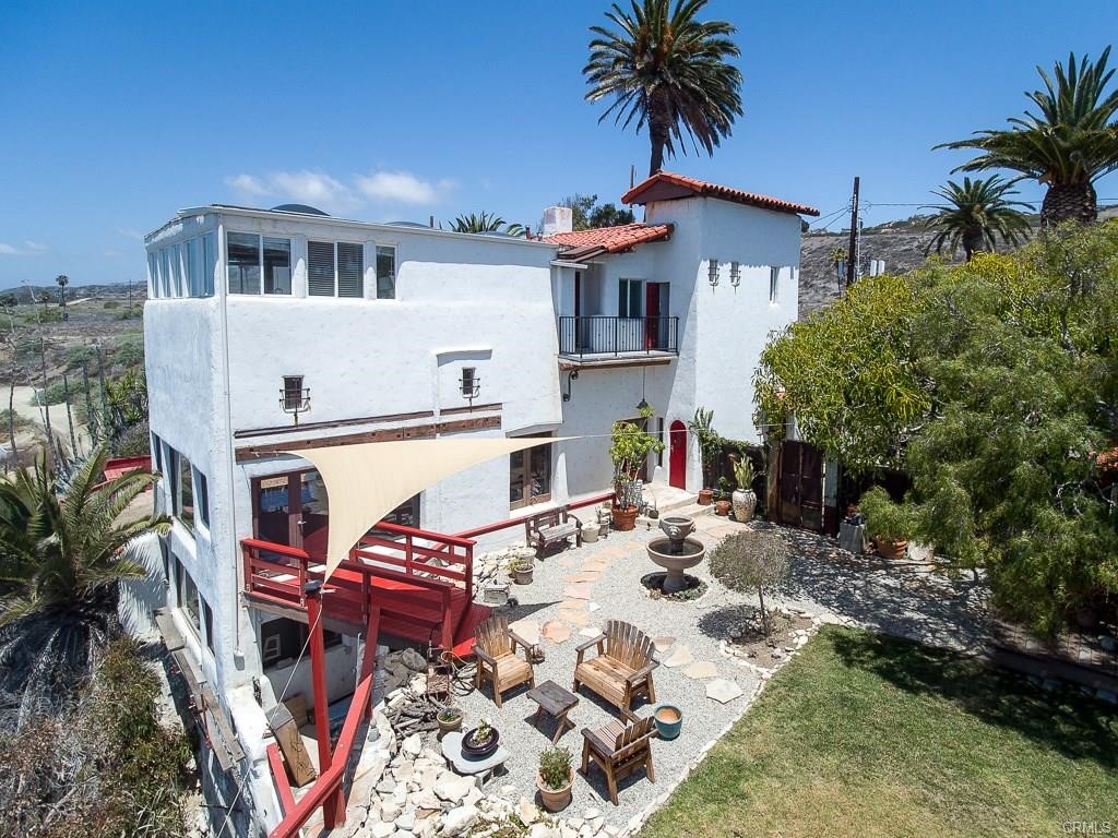 VIEWS VIEWS VIEWS. Unbelievable opportunity to lease this unit that offers a panoramic view of the ocean, Catalina, and coastal whitewater. This large, fully furnished 1 bedroom apartment has soaring ceilings, big picture windows and open floorplan to let in all of the natural light. The apartment is the top unit of this 1920s Spanish style home located on the bluff. The unit has access to a shared yard but its own private stairway to the front door. Conveniently located near the freeway, public beaches and hiking trails.
