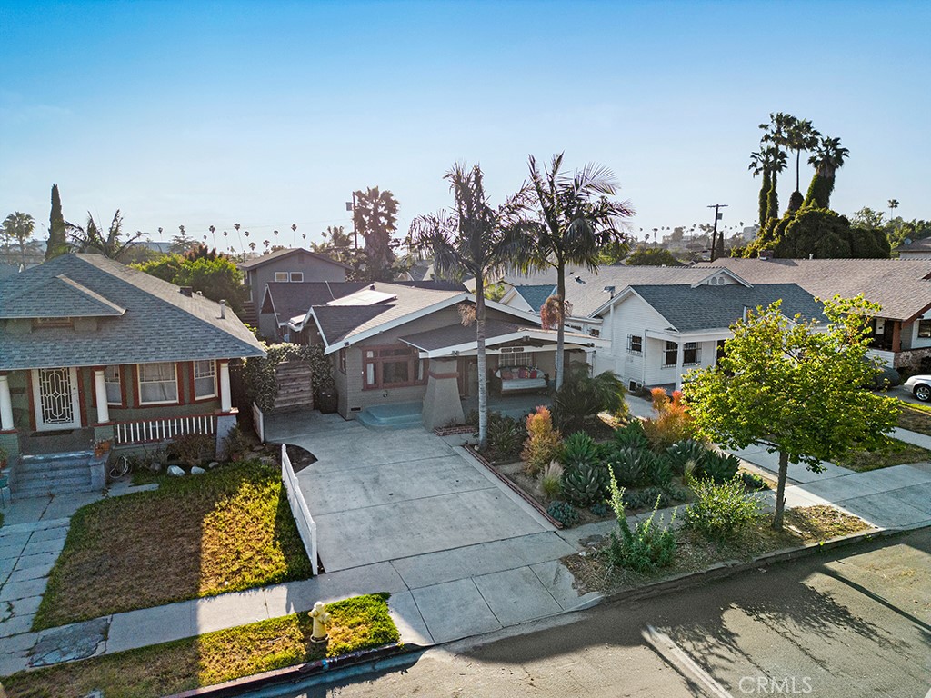 3031 4th Avenue