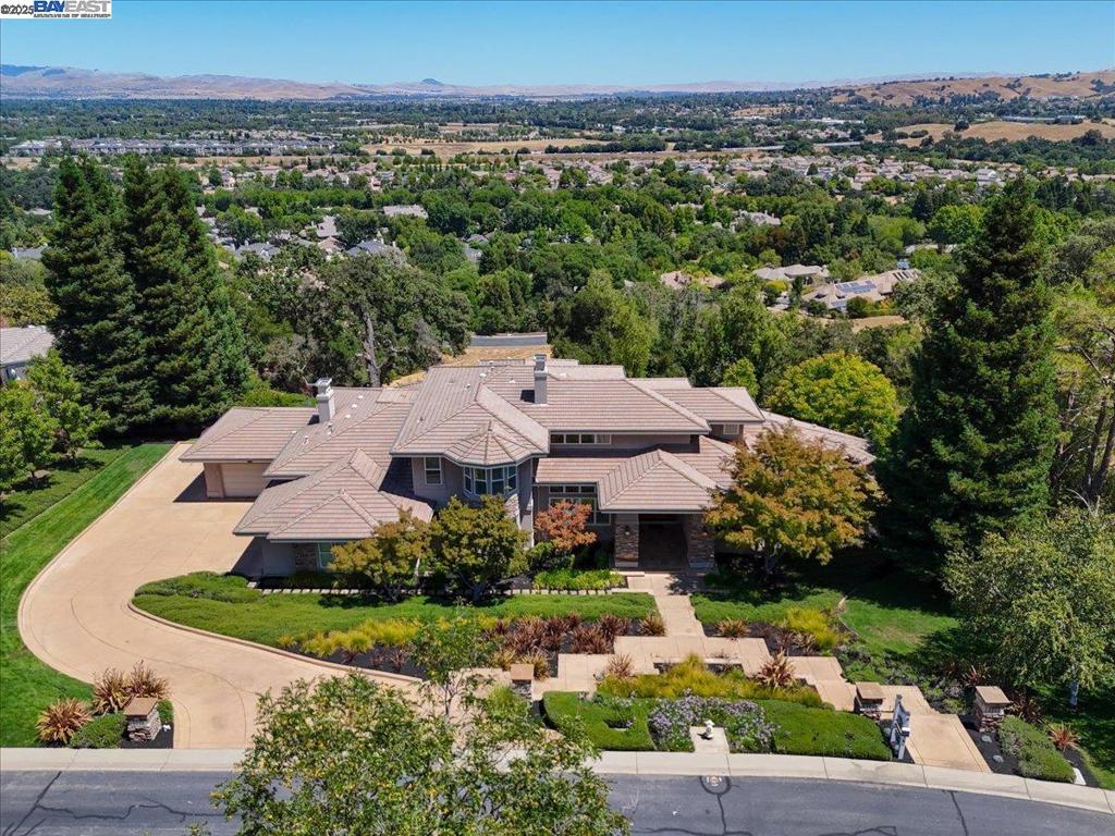 2109 Black Oak Ct