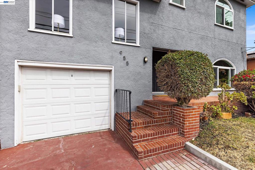 955 Virginia St St