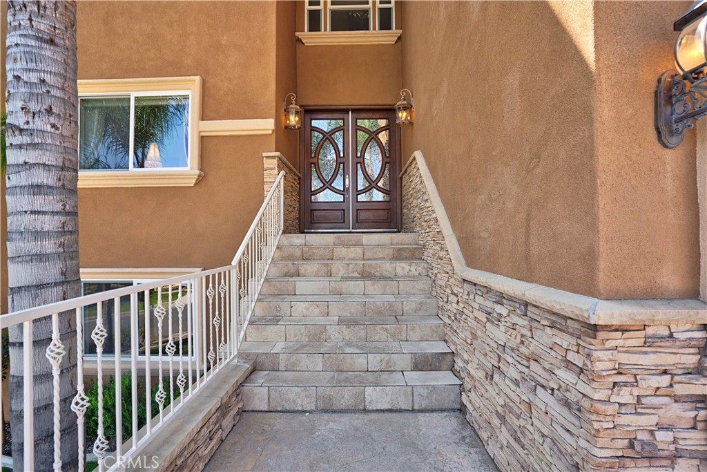 22711 Inspiration Point