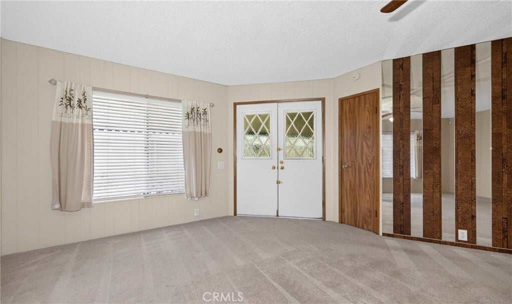 1525 W Oakland Avenue 106
