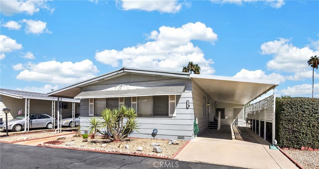 1525 W Oakland Avenue 106