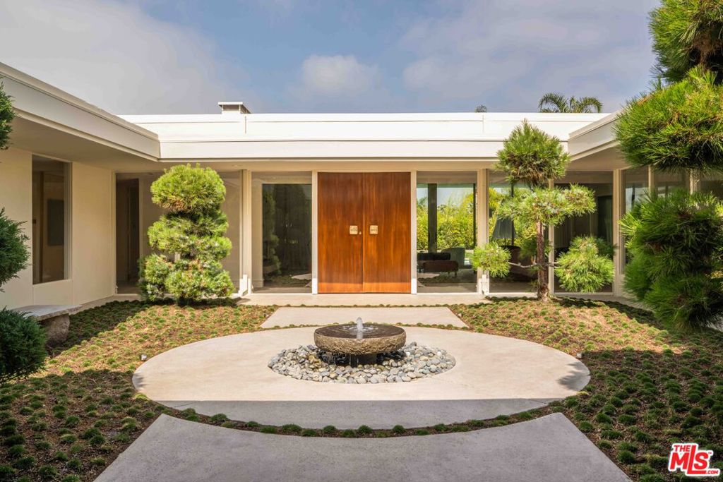 1865 Loma Vista Drive