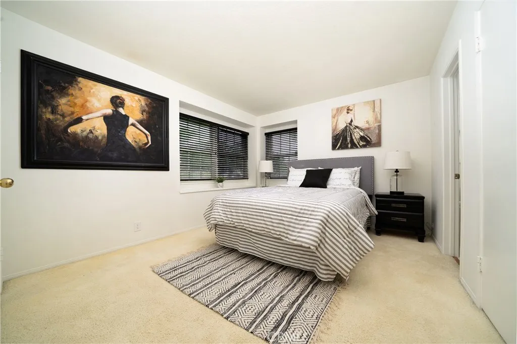 Anaheim, California 92802, United States, 3 Bedrooms Bedrooms, ,2 BathroomsBathrooms,Residential,Pending,247616