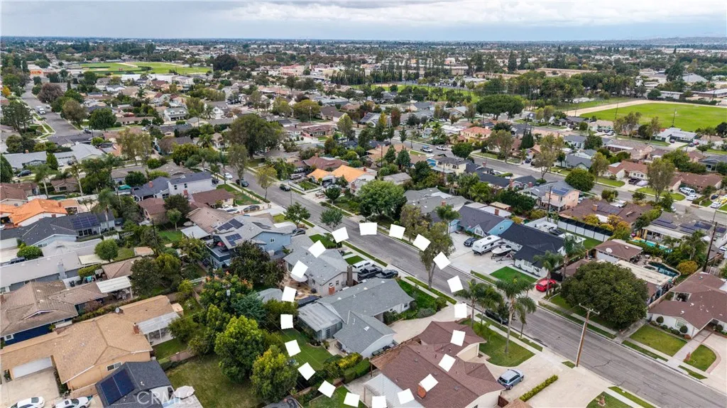 Anaheim, California 92802, United States, 3 Bedrooms Bedrooms, ,2 BathroomsBathrooms,Residential,Pending,247616