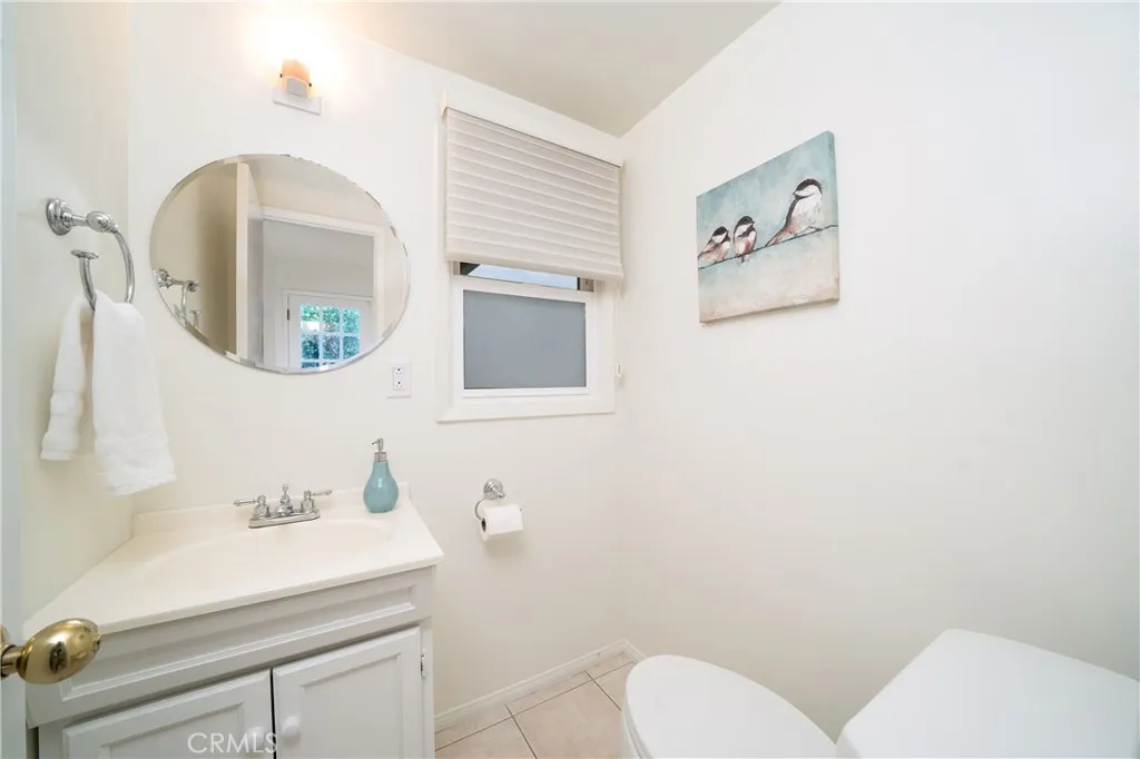 Anaheim, California 92802, United States, 3 Bedrooms Bedrooms, ,2 BathroomsBathrooms,Residential,Pending,247616