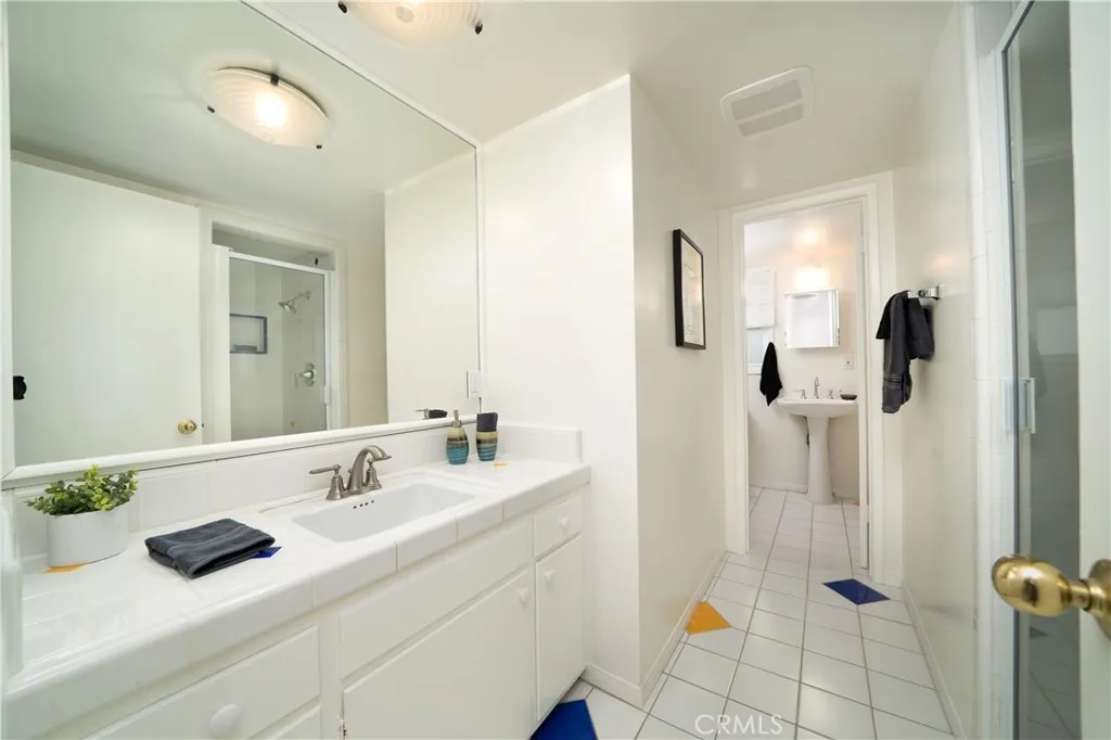 Anaheim, California 92802, United States, 3 Bedrooms Bedrooms, ,2 BathroomsBathrooms,Residential,Pending,247616