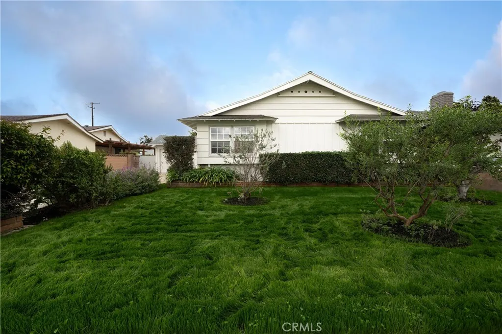 Anaheim, California 92802, United States, 3 Bedrooms Bedrooms, ,2 BathroomsBathrooms,Residential,Pending,247616