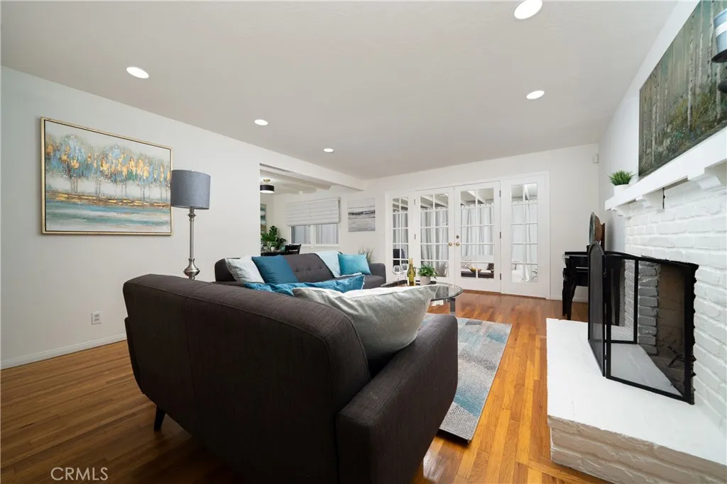 Anaheim, California 92802, United States, 3 Bedrooms Bedrooms, ,2 BathroomsBathrooms,Residential,Pending,247616