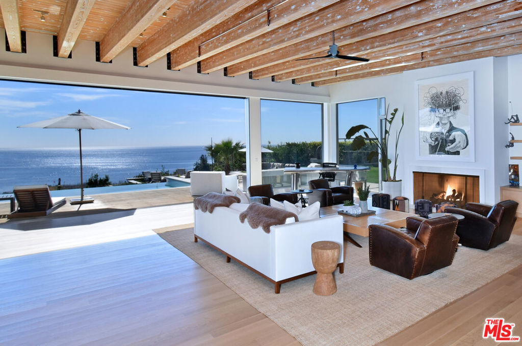 24683 Pacific Coast Highway
