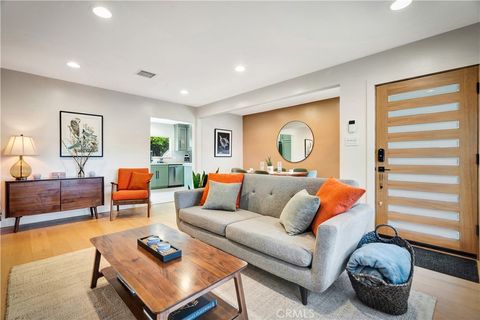 17001 Gault Street Lake Balboa CA 91406