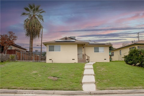 Photo of 3013 Cornell St, Bakersfield, CA 93305 (MLS # NS26169822)