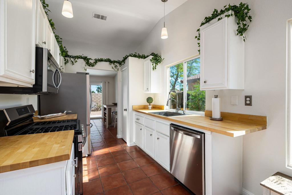 Indian Palms (31432) - Residential