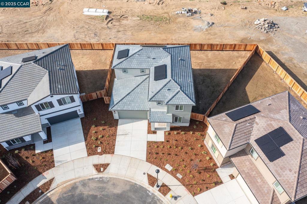 BRENTWOOD - Residential