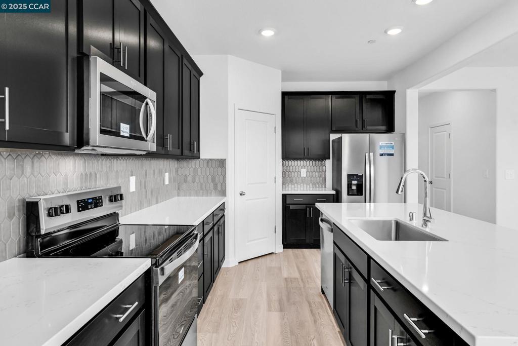 BRENTWOOD - Residential