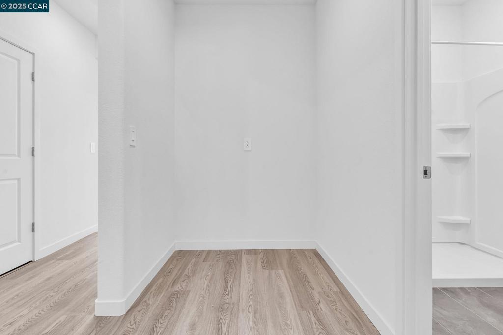 BRENTWOOD - Residential